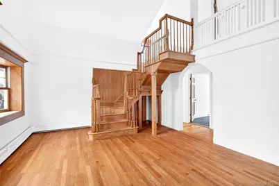 24 Old Knollwood Road, White Plains, NY 10607 - Photo 19