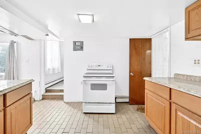 24 Old Knollwood Road, White Plains, NY 10607 - Photo 33