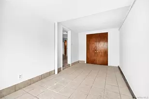 24 Old Knollwood Rd, White Plains, NY 10607 - Photo 43