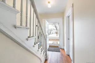 63 Thompson St, Poughkeepsie, NY 12601 - Photo 3