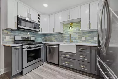 14 Washington Mews #14, Port Chester, NY 10573 - Photo 5