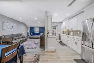 9 Allegheny Dr E, Farmingville, NY 11738 - Photo 11