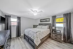 9 Allegheny Dr E, Farmingville, NY 11738 - Photo 15