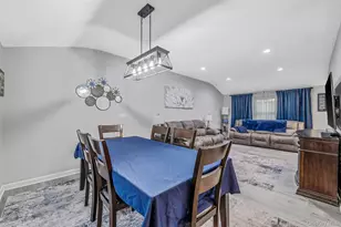 9 Allegheny Dr E, Farmingville, NY 11738 - Photo 9