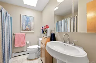 318 B Mill Rd, Manorville, NY 11949 - Photo 19