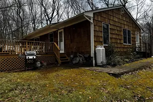 318 B Mill Rd, Manorville, NY 11949 - Photo 27