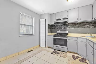 686 Saint Anns Avenue, Bronx, NY 10455 - Photo 29