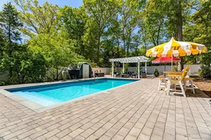 2300 Pine Tree Rd, Cutchogue, NY 11935 - Photo 11