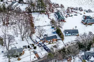 9 Barnes Rd, Manorville, NY 11949 - Photo 39