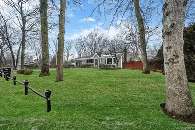 100 Parkside Avenue, Miller Place, NY 11764 - Photo 3