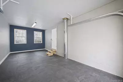 100 Parkside Avenue, Miller Place, NY 11764 - Photo 35