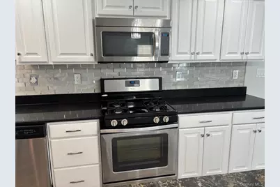 1661-539 Old Country Rd #539, Riverhead, NY 11901 - Photo 15