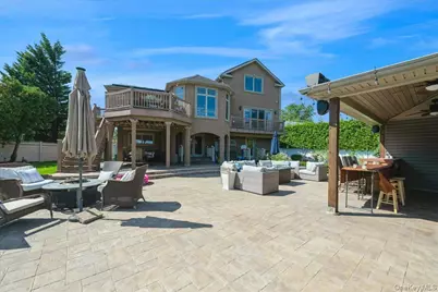 405 Club Court, Oceanside, NY 11572 - Photo 37