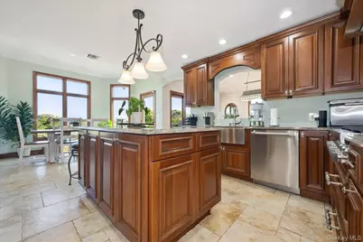 405 Club Court, Oceanside, NY 11572 - Photo 11