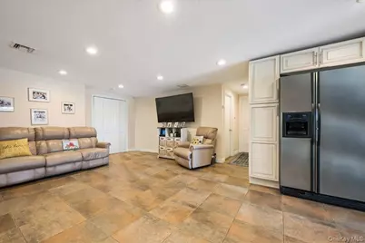 405 Club Court, Oceanside, NY 11572 - Photo 25