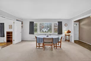 2954 Meadowcrest Dr, Yorktown Heights, NY 10598 - Photo 7