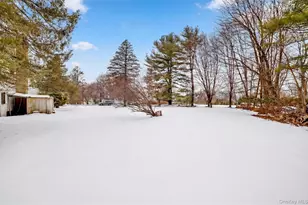 2954 Meadowcrest Dr, Yorktown Heights, NY 10598 - Photo 21