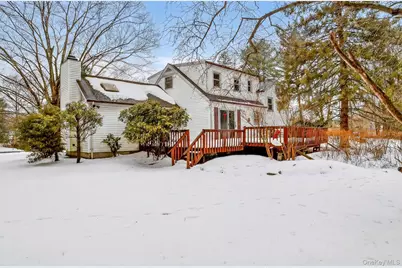 2954 Meadowcrest Drive, Yorktown Heights, NY 10598 - Photo 19