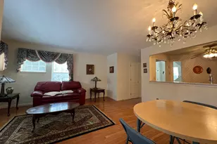 508 Somerset Ct, Fishkill, NY 12524 - Photo 9