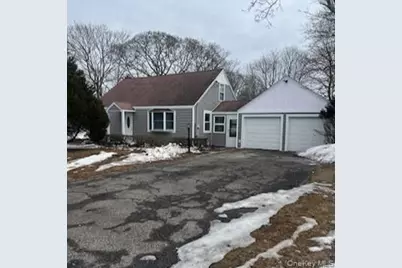 118 Patchogue-Yaphank Road, Patchogue, NY 11772 - Photo 1