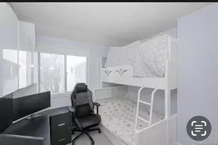 212 Ilyssa Way, New York, NY 10312 - Photo 13