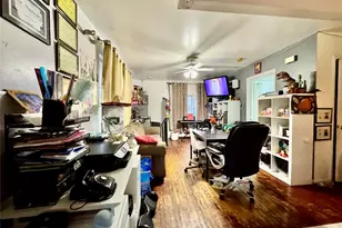 103-25 Alstyne Ave, Corona, NY 11368 - Photo 21