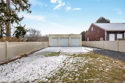 59 Oak Street, Amityville, NY 11701 - Photo 23