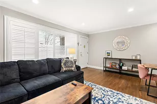 326 Edmunton Dr, North Babylon, NY 11703 - Photo 5