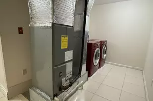 253-12 58th Ave, Little Neck, NY 11362 - Photo 19