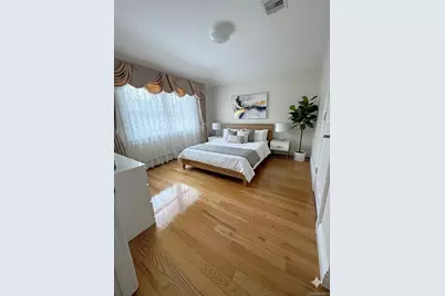 253-12 58 Avenue, Little Neck, NY 11362 - Photo 7