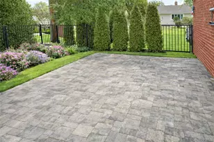 6 Boylston St, Garden City, NY 11530 - Photo 19