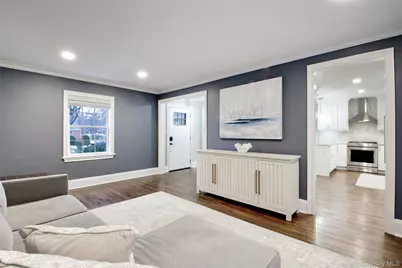 6 Boylston Street, Garden City, NY 11530 - Photo 5