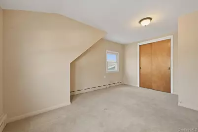 25 Peacock Lane, Levittown, NY 11756 - Photo 15