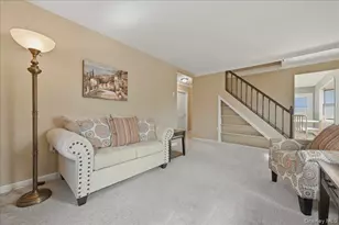 25 Peacock Ln, Levittown, NY 11756 - Photo 5