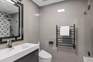 131 Fleets Cove Rd, Huntington, NY 11743 - Photo 35