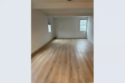 1353 Old Northern Boulevard, Roslyn, NY 11576 - Photo 7