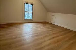 1353 Old Northern Blvd, Roslyn, NY 11576 - Photo 19