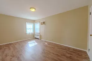 160 Sackville Rd, Garden City, NY 11530 - Photo 11