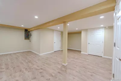 160 Sackville Road, Garden City, NY 11530 - Photo 17