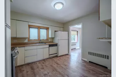 160 Sackville Road, Garden City, NY 11530 - Photo 5