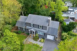 1 Hillcrest Pl, Locust Valley, NY 11560 - Photo 3