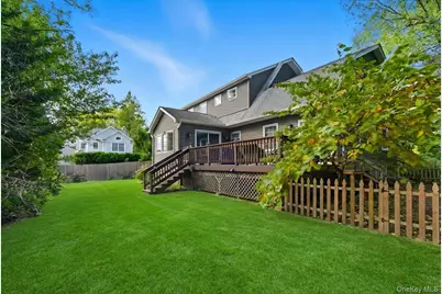 1 Hillcrest Place, Locust Valley, NY 11560 - Photo 27