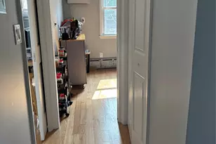 81-17 164th Pl, Flushing, NY 11432 - Photo 15