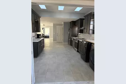 8117 164th Place, Flushing, NY 11432 - Photo 5