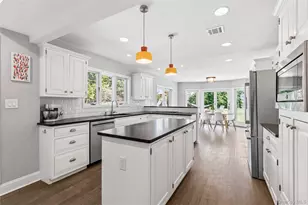 947 Shore Acres Dr, Mamaroneck, NY 10543 - Photo 11
