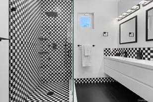 1001 Peconic Bay Blvd, Jamesport, NY 11947 - Photo 19