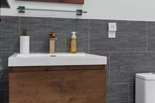 1001 Peconic Bay Blvd, Jamesport, NY 11947 - Photo 13