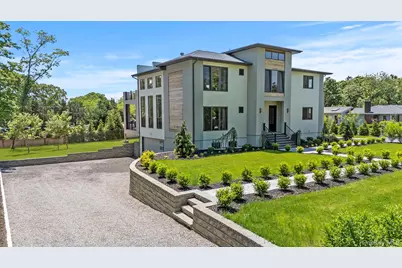 1001 Peconic Bay Blvd, Jamesport, NY 11947 - Photo 1