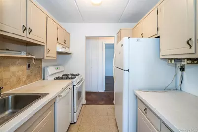 480 Halstead Avenue #4O, Harrison, NY 10528 - Photo 7