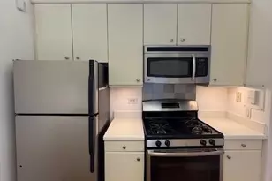 415 E 37th St, New York, NY 10016 - Photo 5